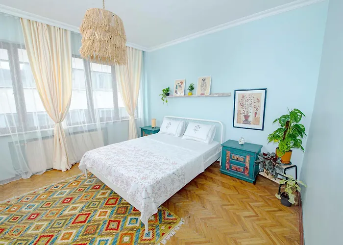 Apartmán A Cozy, Quiet With Great View In Center